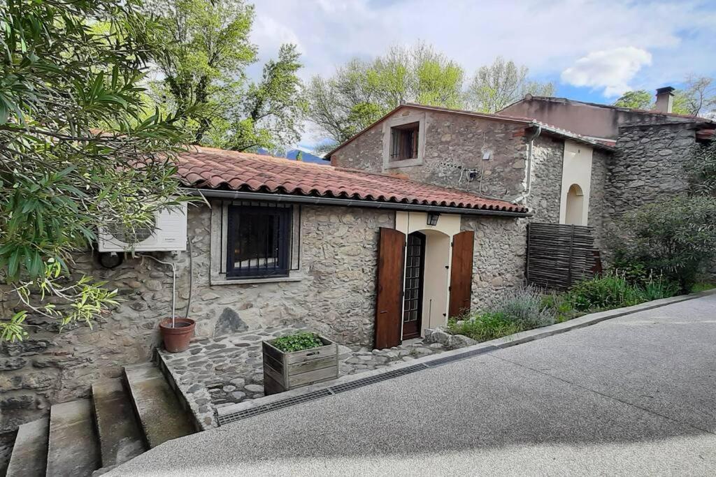 Gite De Charme Dans Mas Catalan Prades  Exterior foto